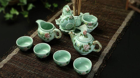 梅子青釉富贵吉祥茶具11入